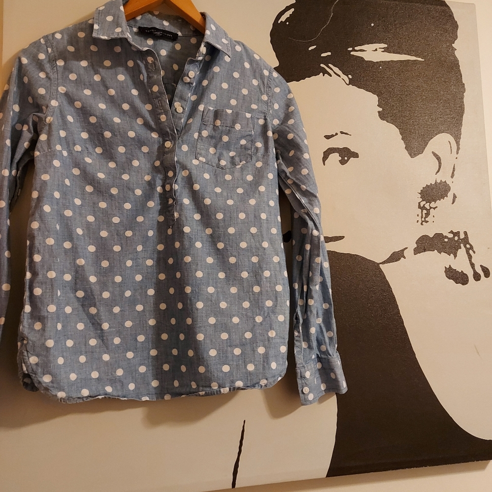 TOMMY HILFIGER polka dot chambray shirt